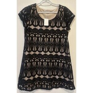 SOCIALITE Short Sleeve Black Lace Shift Dress Size Medium Round Neck Boho NWT